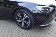 Mercedes-Benz E 220 (Clasa E) din 2022 cu 81.598 km - oferta MER245445 - foto 13