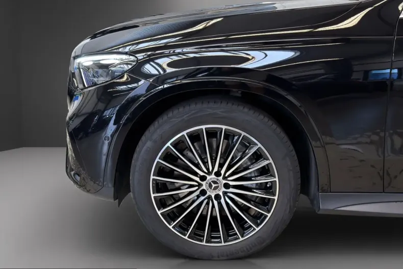Mercedes-Benz GLC 300 (Clasa GLC) din 2025 cu 33.000 km - oferta MER245447 - foto 4