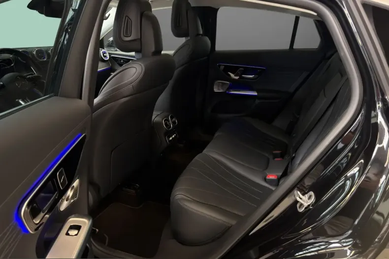 Mercedes-Benz GLC 300 (Clasa GLC) din 2025 cu 33.000 km - oferta MER245447 - foto 8
