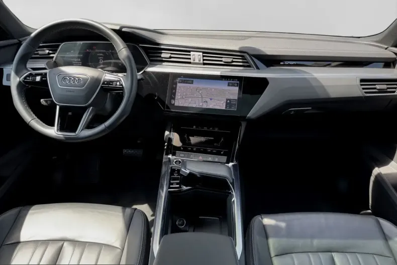 Audi Q8 din 2024 cu 42.880 km - oferta AUD245452 - foto 5