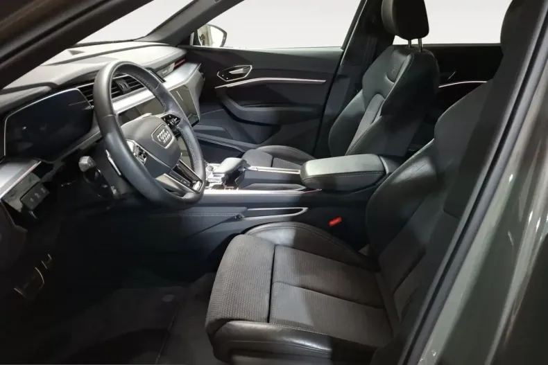 Audi Q8 din 2023 cu 35.042 km - oferta AUD245453 - foto 8
