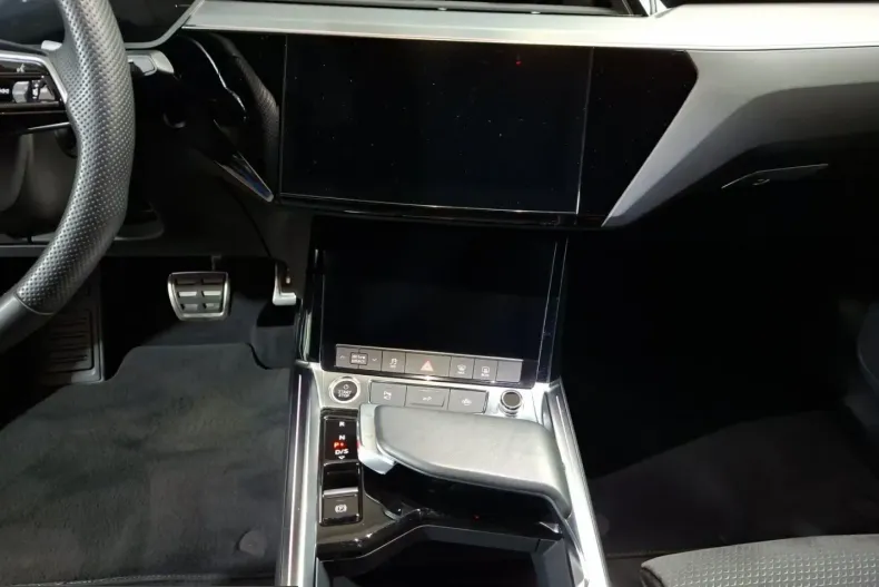 Audi Q8 din 2023 cu 35.042 km - oferta AUD245453 - foto 11