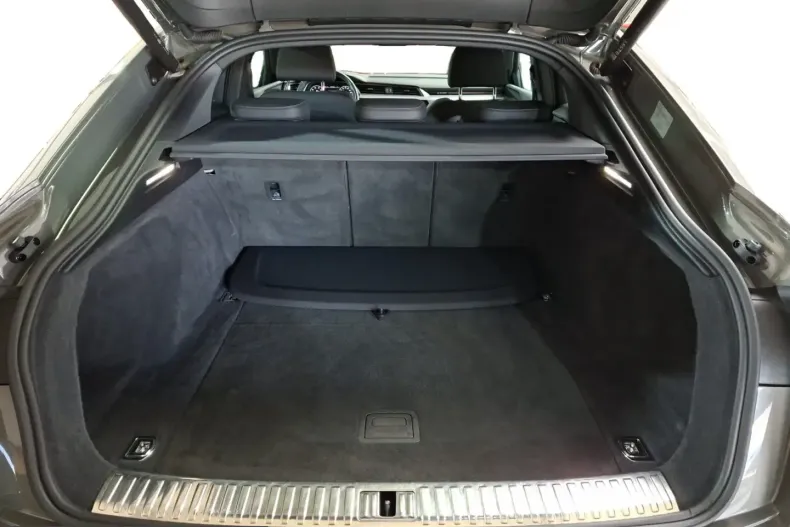 Audi Q8 din 2023 cu 35.042 km - oferta AUD245453 - foto 16