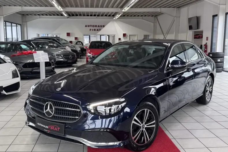 Mercedes-Benz E 220 (Clasa E) din 2022 cu 99.800 km - oferta MER245455 - foto 1