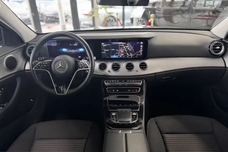 Mercedes-Benz E 220 (Clasa E) din 2022 cu 99.800 km - oferta MER245455 - foto 8