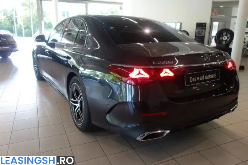 Mercedes-Benz E 220 (Clasa E) din 2025 cu 27.494 km - oferta MER245458 - foto 4
