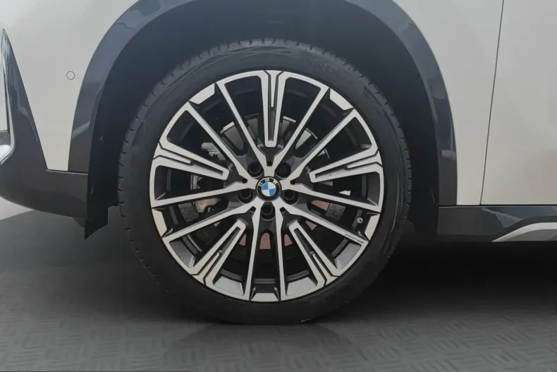 BMW X1 (Seria X) din 2024 cu 26.100 km - oferta BMW245460 - foto 17