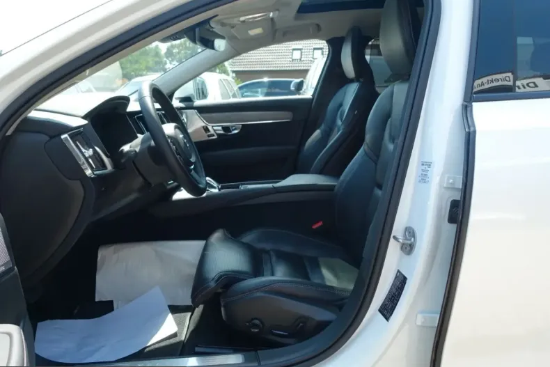 Volvo V90 Cross Country din 2023 cu 45.050 km - oferta VOL245461 - foto 16