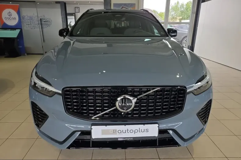 Volvo XC60 din 2023 cu 31.580 km - oferta VOL245464 - foto 3