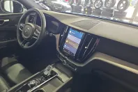 Volvo XC60 din 2023 cu 31.580 km - oferta VOL245464 - foto 12