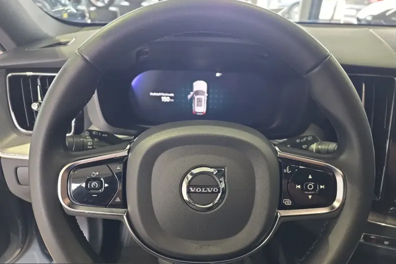 Volvo XC60 din 2023 cu 31.580 km - oferta VOL245464 - foto 23
