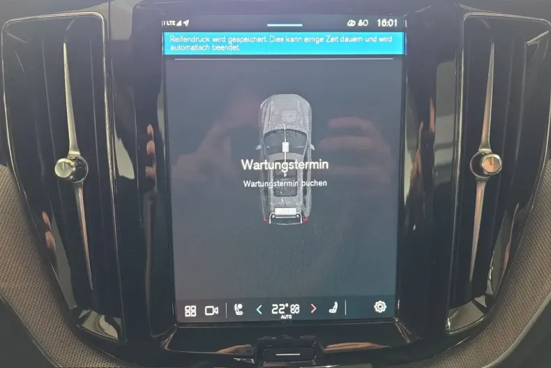 Volvo XC60 din 2023 cu 31.580 km - oferta VOL245464 - foto 33