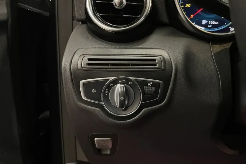 Mercedes-Benz GLC 200 (Clasa GLC) din 2022 cu 118.331 km - oferta MER245467 - foto 21