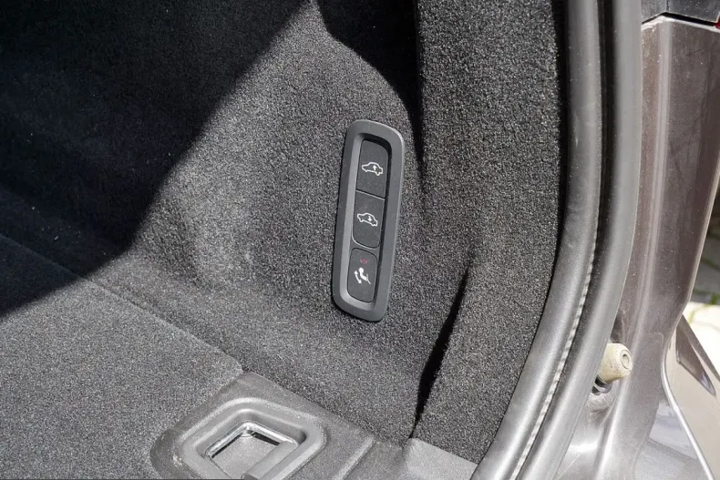 Volvo XC60 din 2023 cu 37.000 km - oferta VOL245469 - foto 13