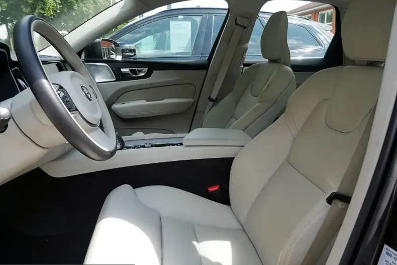 Volvo XC60 din 2023 cu 37.000 km - oferta VOL245469 - foto 16