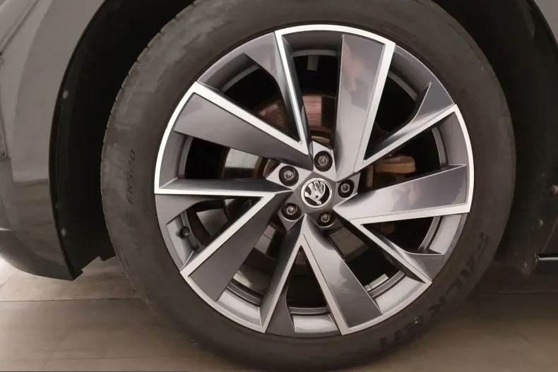 Skoda Enyaq din 2023 cu 141.126 km - oferta SKO245480 - foto 8