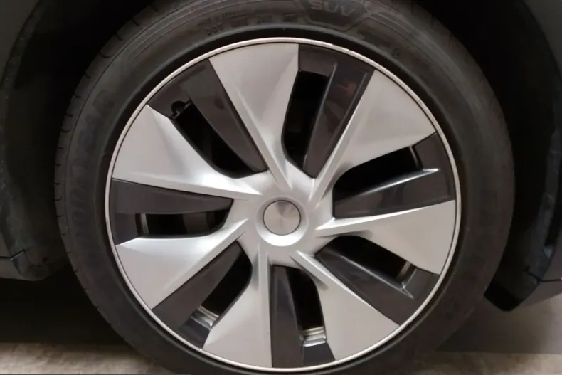 Tesla Model Y din 2022 cu 143.134 km - oferta TES245481 - foto 9