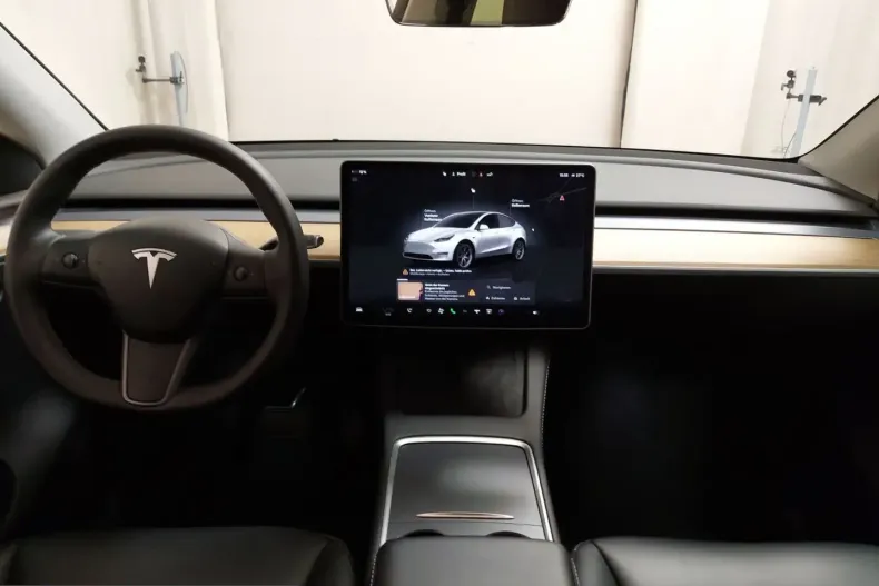 Tesla Model Y din 2022 cu 143.134 km - oferta TES245481 - foto 16