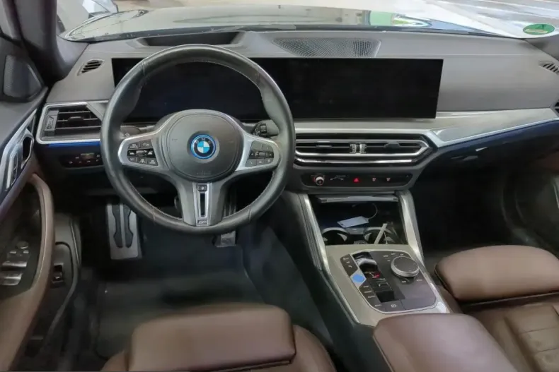 BMW i4 (Seria 4) din 2023 cu 117.085 km - oferta BMW245482 - foto 5