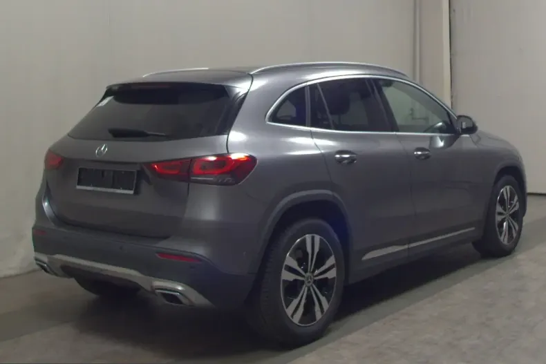 Mercedes-Benz GLA 220 (Clasa GLA) din 2021 cu 61.662 km - oferta MER245486 - foto 3