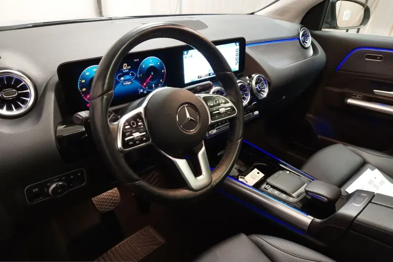 Mercedes-Benz GLA 220 (Clasa GLA) din 2021 cu 61.662 km - oferta MER245486 - foto 12