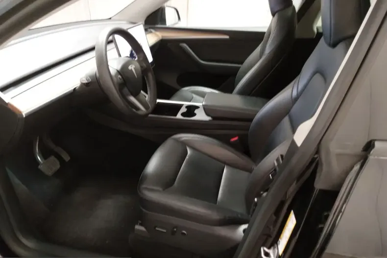 Tesla Model Y din 2022 cu 40.673 km - oferta TES245487 - foto 12