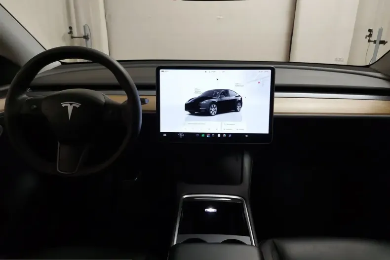Tesla Model Y din 2022 cu 40.673 km - oferta TES245487 - foto 16