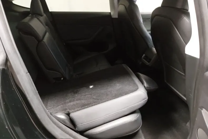 Tesla Model Y din 2022 cu 40.673 km - oferta TES245487 - foto 18