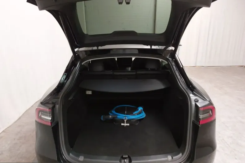 Tesla Model Y din 2022 cu 40.673 km - oferta TES245487 - foto 19