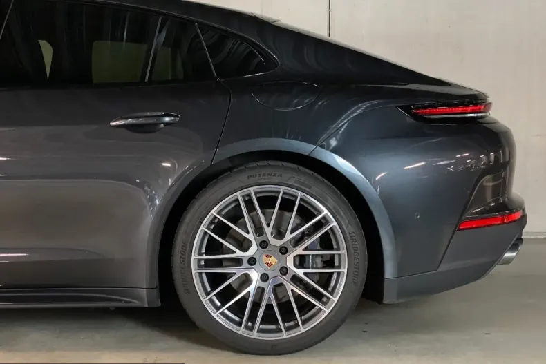 Porsche Panamera din 2024 cu 25.700 km - oferta POR245492 - foto 10