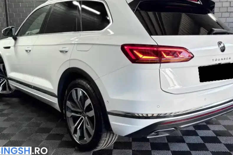 Volkswagen Touareg din 2022 cu 39.561 km - oferta VOL245500 - foto 3