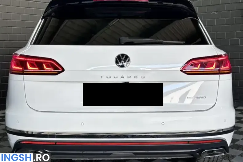 Volkswagen Touareg din 2022 cu 39.561 km - oferta VOL245500 - foto 4