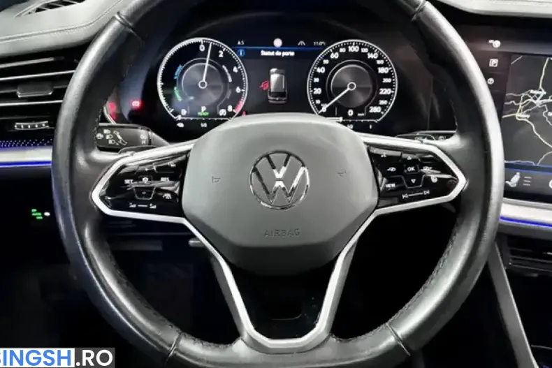 Volkswagen Touareg din 2022 cu 39.561 km - oferta VOL245500 - foto 10