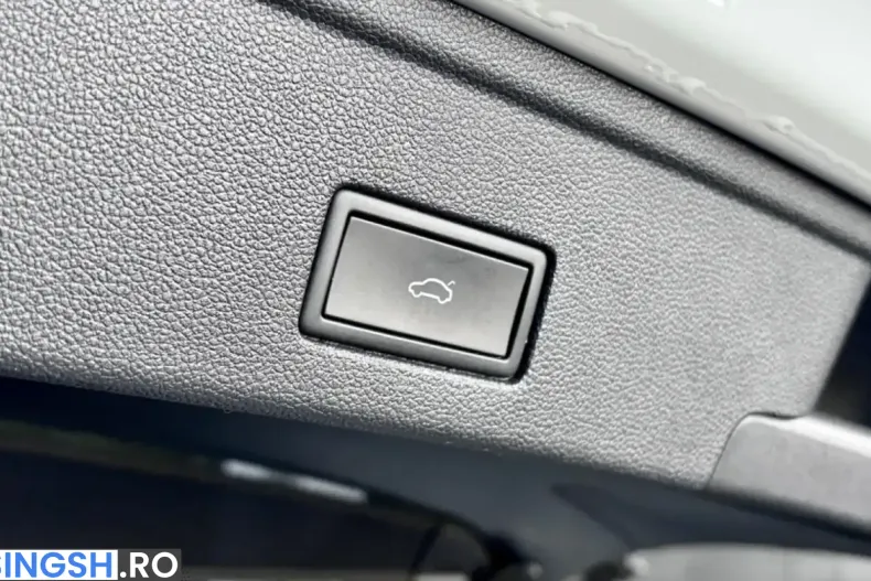 Volkswagen Touareg din 2022 cu 39.561 km - oferta VOL245500 - foto 14