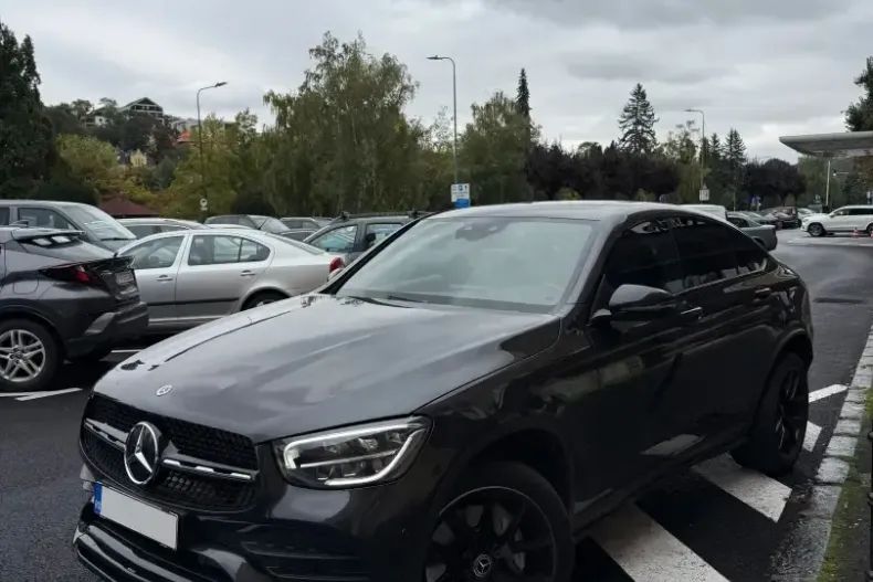 Mercedes-Benz GLC 300 (Clasa GLC) din 2022 cu 69.158 km - oferta MER245509 - foto 2