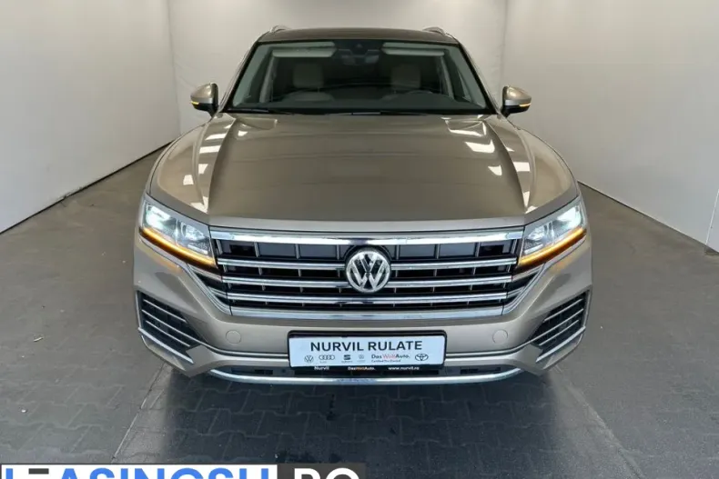 Volkswagen Touareg din 2020 cu 84.000 km - oferta VOL245518 - foto 2