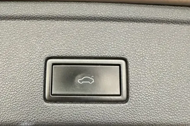 Volkswagen Touareg din 2020 cu 84.000 km - oferta VOL245518 - foto 16