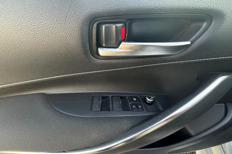 Toyota Corolla din 2021 cu 113.700 km - oferta TOY245519 - foto 11