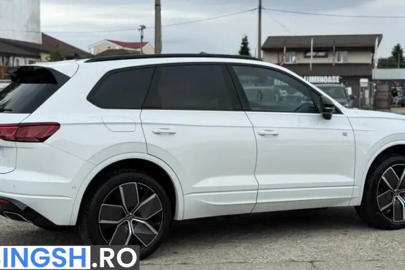 Volkswagen Touareg din 2024 cu 63.000 km - oferta VOL245525 - foto 9