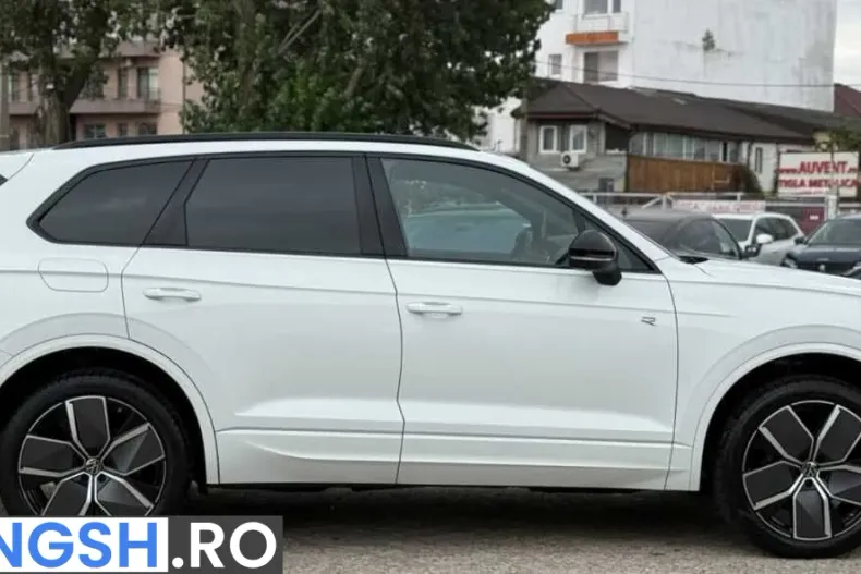 Volkswagen Touareg din 2024 cu 63.000 km - oferta VOL245525 - foto 10