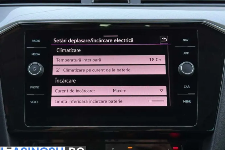 Volkswagen Passat din 2020 cu 106.000 km - oferta VOL245526 - foto 39