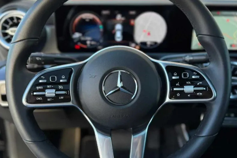 Mercedes-Benz CLA 250 (Clasa CLA) din 2020 cu 145.000 km - oferta MER245529 - foto 24