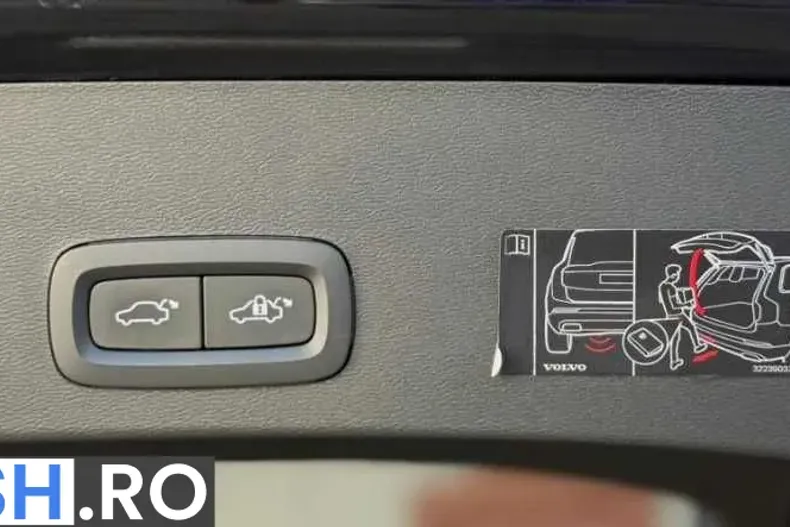 Volvo XC40 din 2022 cu 143.000 km - oferta VOL245531 - foto 13