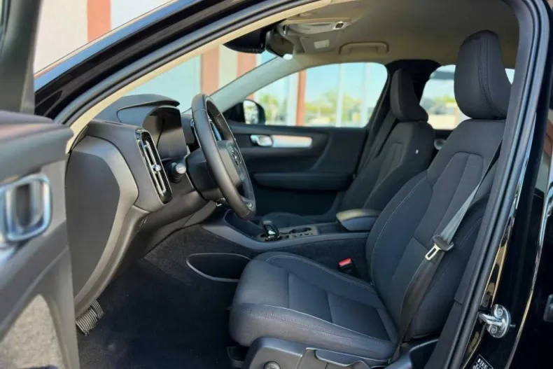 Volvo XC40 din 2022 cu 143.000 km - oferta VOL245531 - foto 15