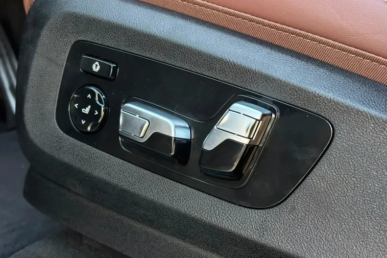 BMW X6 (Seria X) din 2026 cu 12.000 km - oferta BMW245532 - foto 16