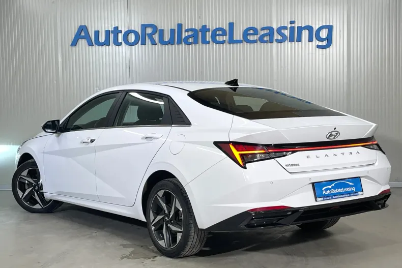Hyundai Elantra din 2021 cu 100.339 km - oferta HYU245534 - foto 4