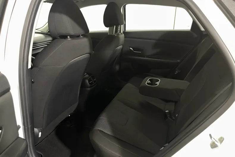 Hyundai Elantra din 2021 cu 100.339 km - oferta HYU245534 - foto 11