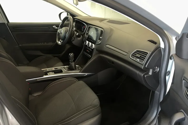Renault Megane din 2023 cu 53.044 km - oferta REN245535 - foto 9