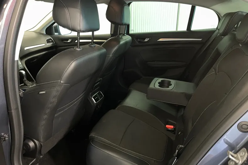 Renault Megane din 2023 cu 25.545 km - oferta REN245536 - foto 11
