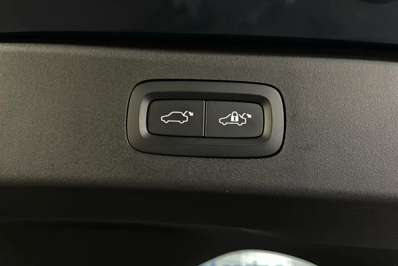 Lynk & Co 01 din 2021 cu 13.869 km - oferta LYN245537 - foto 25